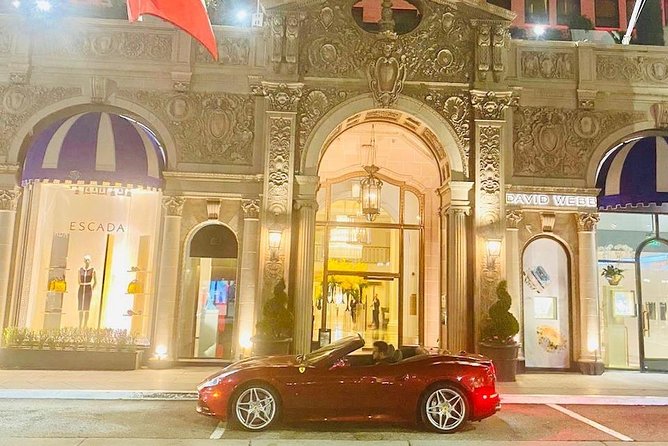 1-Hour Driving Tour from Hollywood to Beverly Hills in a Ferrari - A five-minute pause at the Beverly Hills Sign