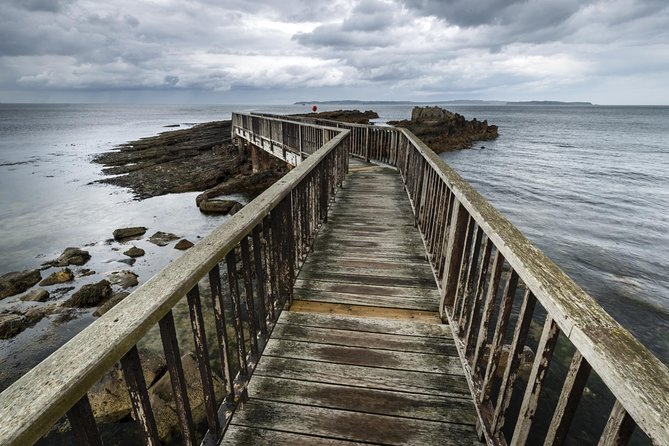 2-Day 'Game of Thrones' Rail Tour from Dublin Incl. Belfast and Giant's Causeway - Titanic Belfast deserves more than a quick visit
