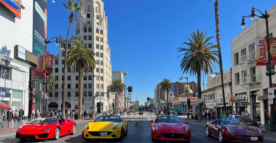 20 Min Lamborghini tour in Hollywood (Drive or be driven) - Photos, stories, and the fun factor