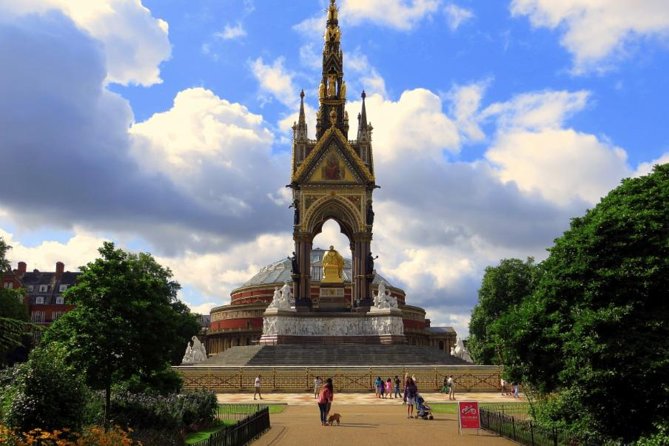 3 Hour Private Downton Abbey London Locations Walking Tour - Whitehall and Horse Guards Parade bring the royal setting into view
