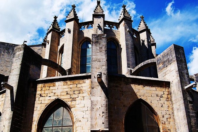 6 hours private tour of Girona: GAME OF THRONES from Barcelona with pick up - Family appeal and group comfort