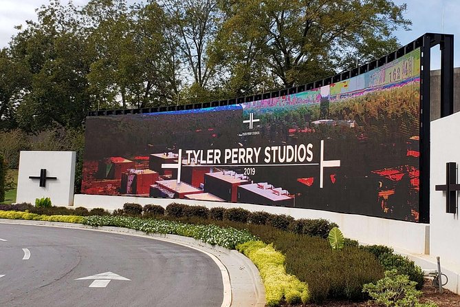Atlanta Hip Hop House Wives and Movie Tour - What the $50 price delivers