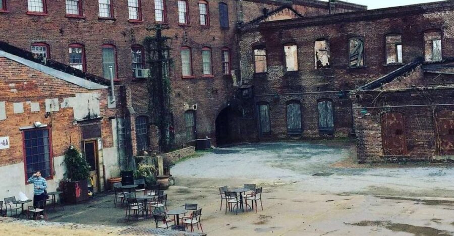 Atlanta: 'The Walking Dead' Film Locations Private Tour - Rick and Morgan’s houses in a historic neighborhood