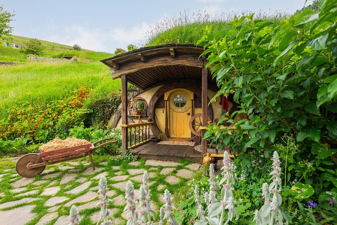 Auckland to Rotorua, Hobbiton and Waitomo 1 Way Small Group Tour - Why this Auckland to Rotorua trip works
