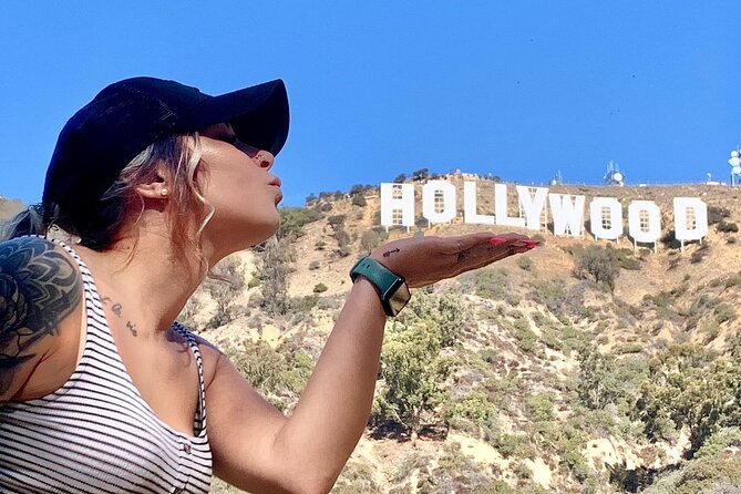 Authentic 3-Hour Hollywood to Beverly Hills Tour - Universal City Overlook and the San Fernando Valley