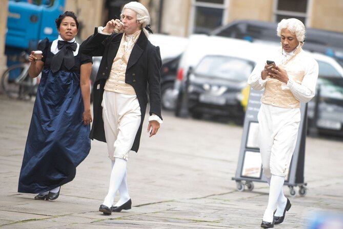 Bridgerton Walking Tour of Filming Locations & Storylines - Bath - The Featherington home at the Royal Crescent