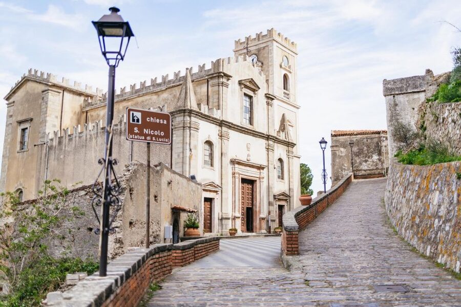Catania/Taormina: The Godfather Filming Locations Tour - Why these Sicilian villages became Corleone country