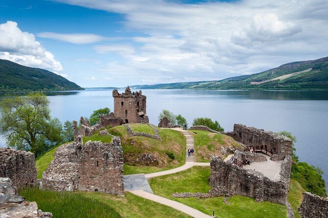 Cawdor Castle, Inverness, Culloden, Outlander and Loch Ness Tour - What This Highland Day Is Really Like