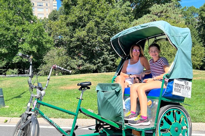 Central Park Movie Locations and Celebrity Homes Pedicab Tour - Celebrity homes around the park