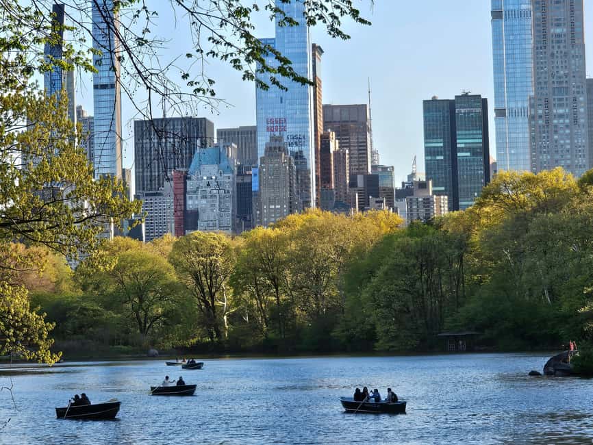 Central Park, NY: Nature, Architecture and Movie Scenes Tour - Strawberry Fields and the Dakota’s heavy history