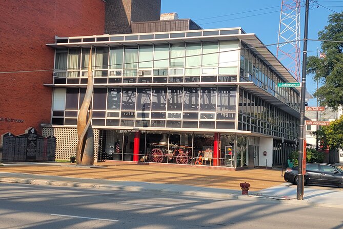 Chicago P.D. TV Show Set Tour - Engine 18, the exterior known as Firehouse 51