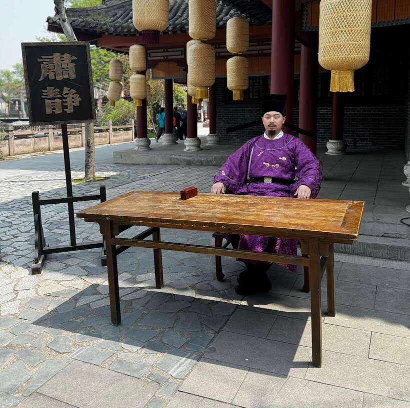 China Hollywood and Yiwu-the offline Temu commercial heaven - Yiwu International Trade City changes the story