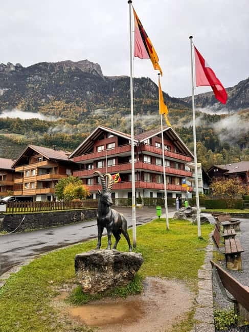 Crash Landing on You: Switzerland Filming Locations Day Tour - Starting in Zurich and heading toward Lake Brienz
