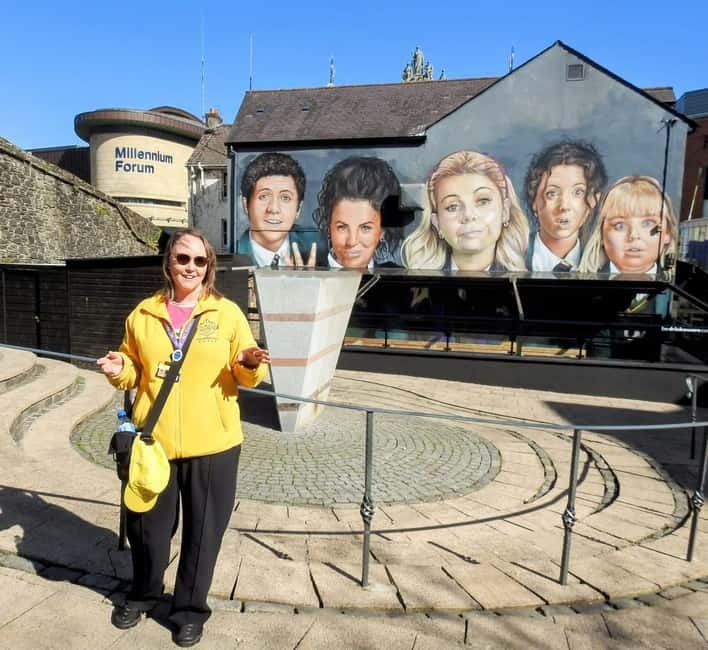 Derry: Guided Derry Girls TV Show Public Tour - Key points at a glance
