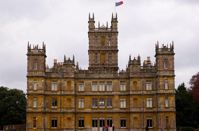 Downton Abbey and Highclere Castle Tour from London - Practical advice for a smoother day