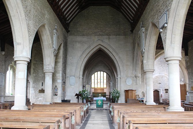Downton Abbey and Village Small Group Tour from London - What the guide adds to the drive