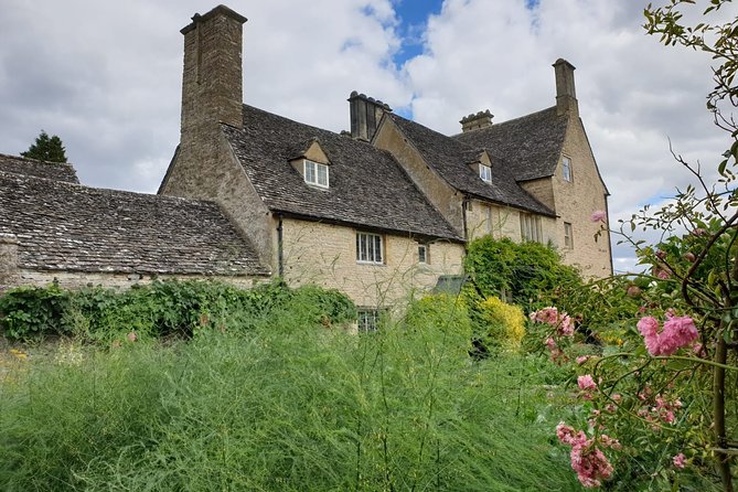Downton Abbey Day In The Cotswolds Tour - Bampton, the real Downton village