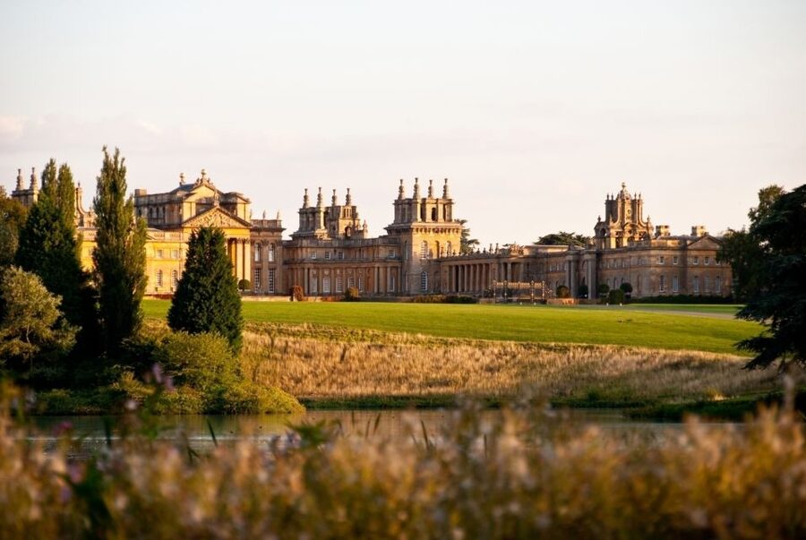 Downton Abbey Film Locations & Blenheim Palace Day Tour - At a glance