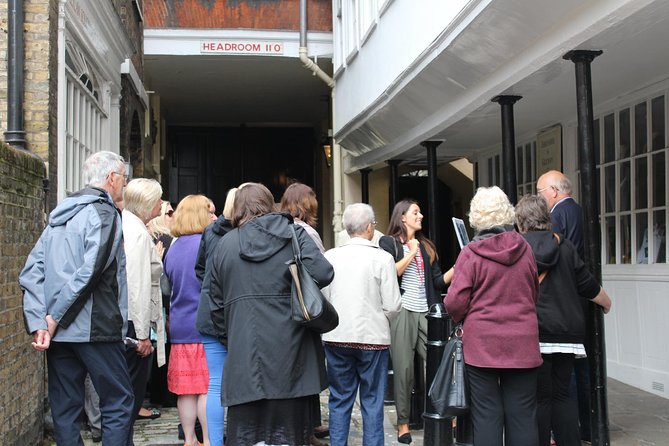 Downton Abbey London Walking Tour - Reaching Buckingham Palace and the final address
