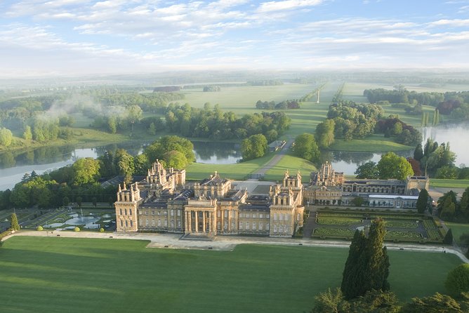 Downton Abbey sites, Cotswolds and Blenheim Palace from London - Shilton and the Swan Inn at Swinbrook
