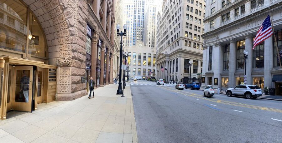 Downtown Chicago TV & Movie Filming Locations Walking Tour - Why Chicago works so well on screen