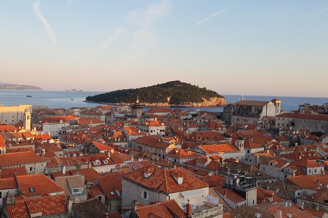 Dubrovnik Game of Thrones and City Walls 3-Hour Private Tour - Guide quality and the private-tour advantage