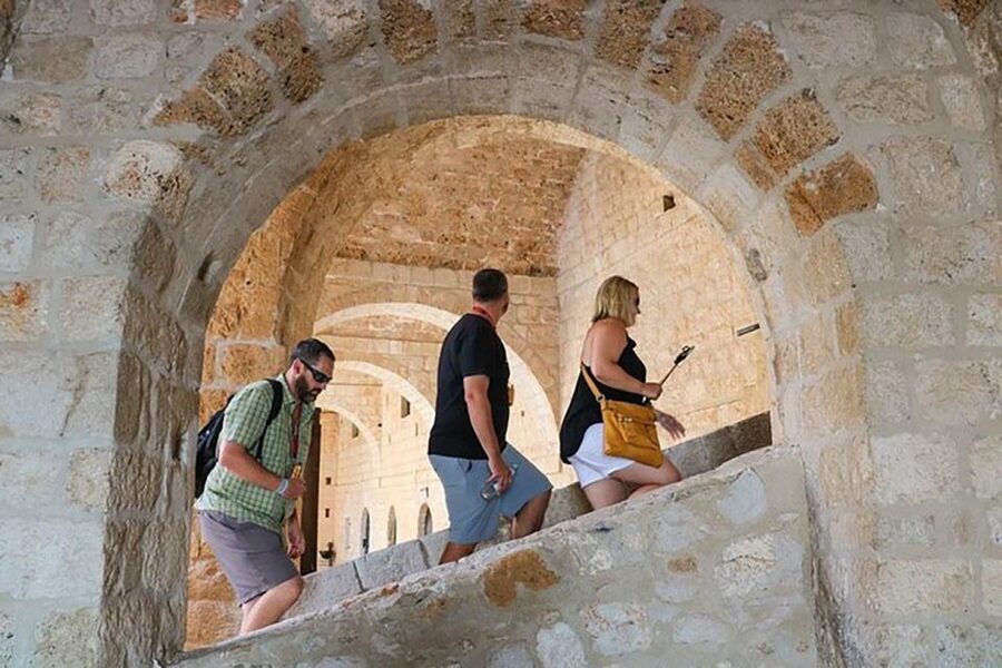Dubrovnik: Game of Thrones and City Walls Walking Tour - Starting at Pile Square outside the Old Town