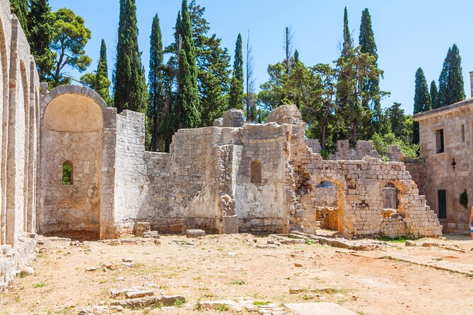 Dubrovnik Game of Thrones Boat Tour - Returning with the guide or staying on Lokrum