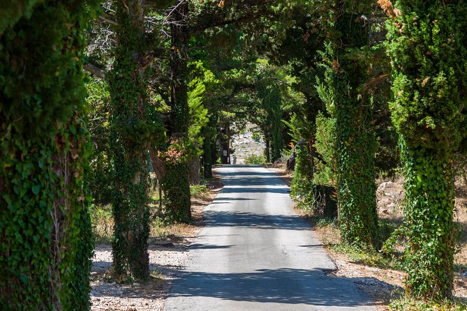 Dubrovnik Game of Thrones Driving Tour - St. Jacobs Beach and the Belvedere Hotel