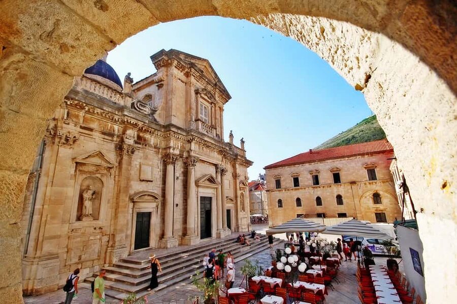 Dubrovnik: Game of Thrones Tour & Optional Lokrum Island - Pile Gate and the Blackwater Bay waterfront