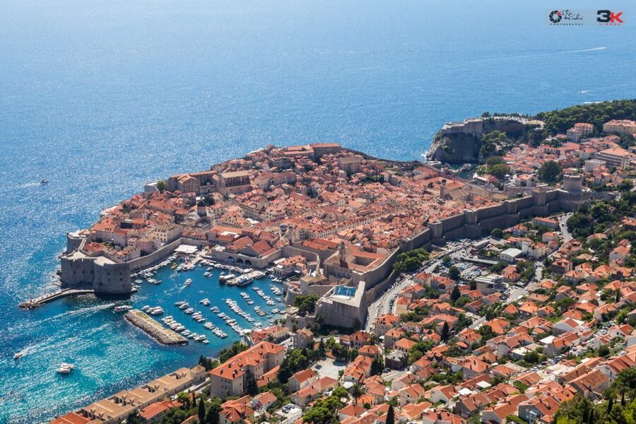 Dubrovnik: Legendary Game of Thrones Walking Tour - What the guides add