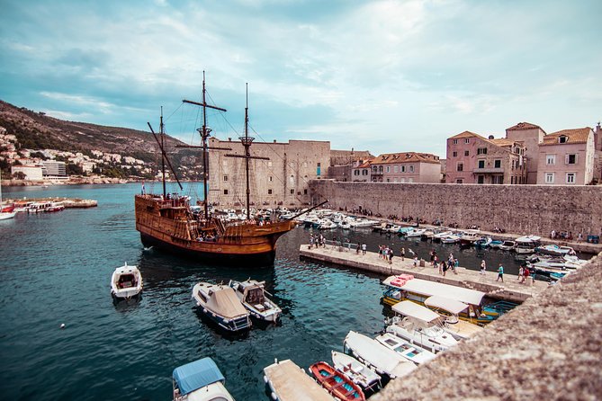 Dubrovnik: Mini Combo Old town & Game of Thrones (Spanish) - Meeting at Pile Gate and getting oriented
