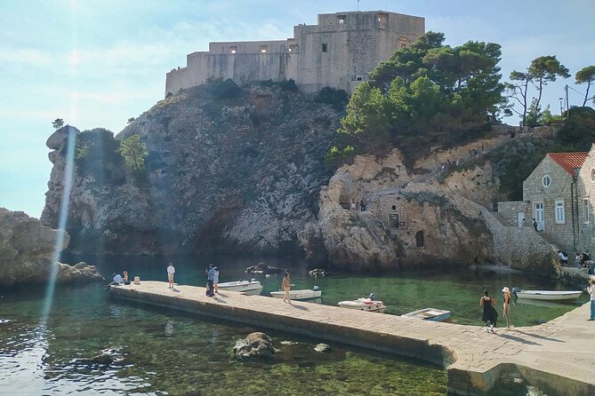 Dubrovnik Private Game of Thrones Walking Tour - A useful water break before the Old Town