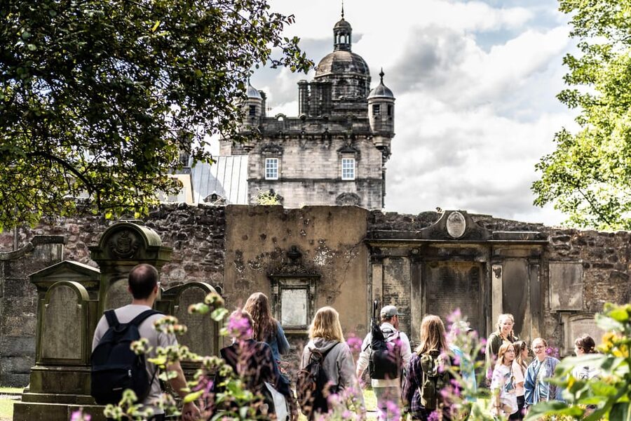 Edinburgh: Guided Harry Potter Walking Tour - Old College and the question of going inside