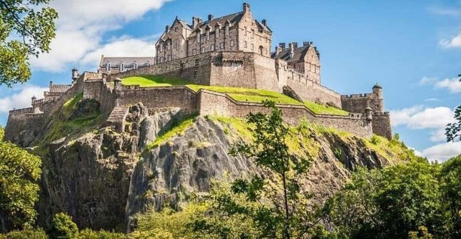 Edinburgh: Harry Potter Guided Private Walking Tour - Spoon Café and the writing story