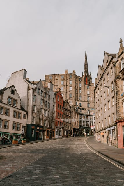 Edinburgh: Harry Potter Tour & Amazing Illusions Experience - Starting at Tron Kirk on the Royal Mile