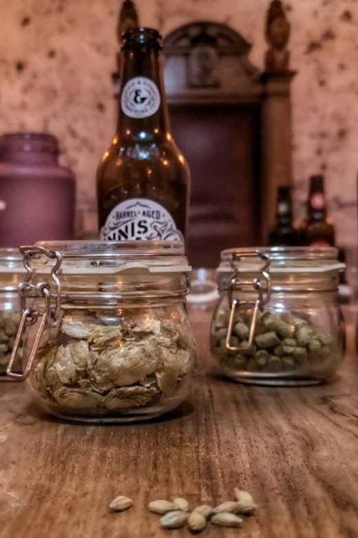 Edinburgh: Harry Potter Walking Tour and Beer Tasting - Royal Mile and Waverley Station: the city behind the story
