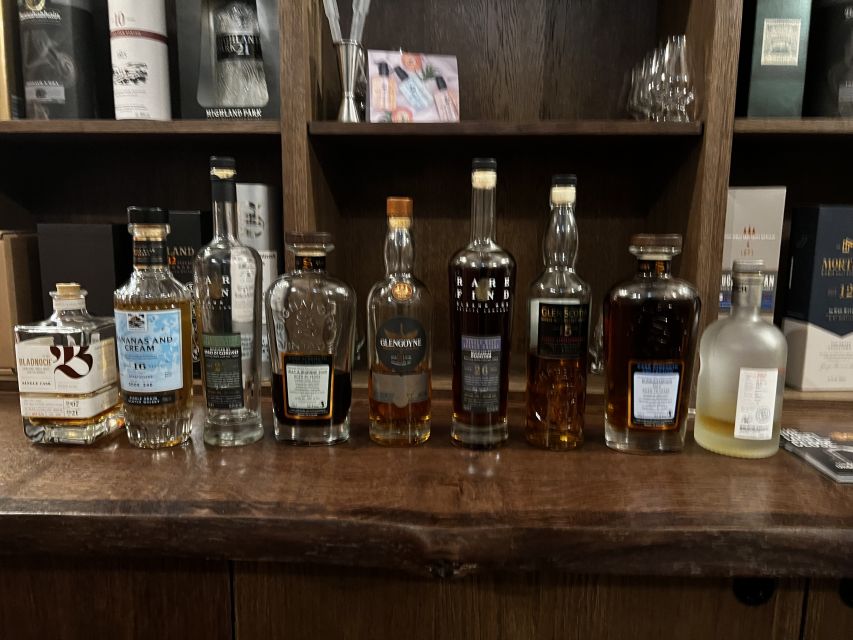 Edinburgh: Harry Potter Walking Tour and Whisky Tasting - Waverley Station and the city’s changing character