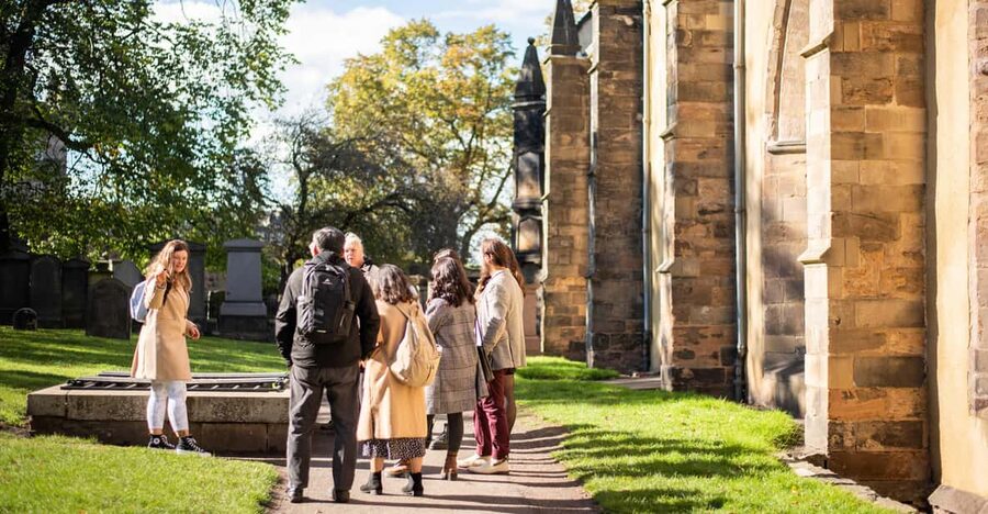 Edinburgh: Harry Potter Wizarding Walking Tour (Private) - Why this private Potter walk works for families