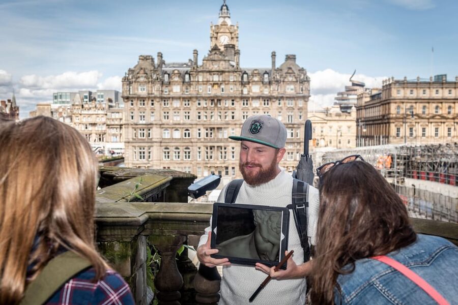 Edinburgh: Harry Potter Wizarding Walking Tour (Private) - Victoria Street and the Diagon Alley connection