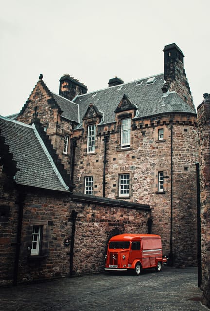 Edinburgh - Magical Harry Potter Highlights & Wizards Tour - St Giles’ Cathedral and the Royal Mile