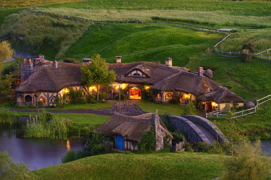 Ex Auckland: Hobbiton & Rotorua Māori Village w Hangi Lunch - Is this Auckland day trip worth 12 hours?