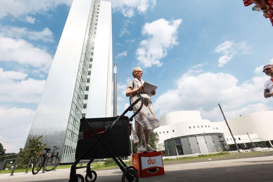 Filmtour Düsseldorf: From Hollywood to Netflix - Starting at the Clayton Hotel, once the Nikko