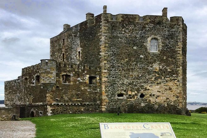 Five Outlander locations , Outlander film locations tour - Doune Castle, home of Clan Mackenzie