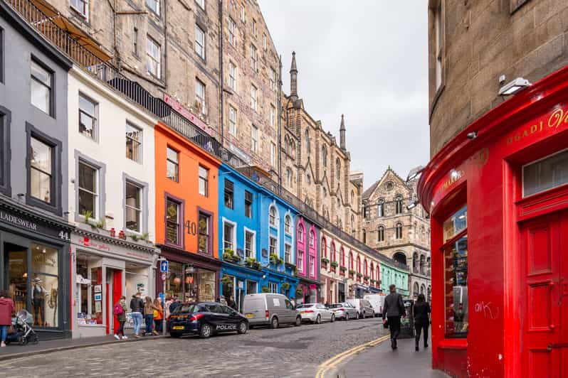 French Language : Original Harry Potter Tour of Edinburgh - Greyfriars Kirkyard and the Tom Riddle connection