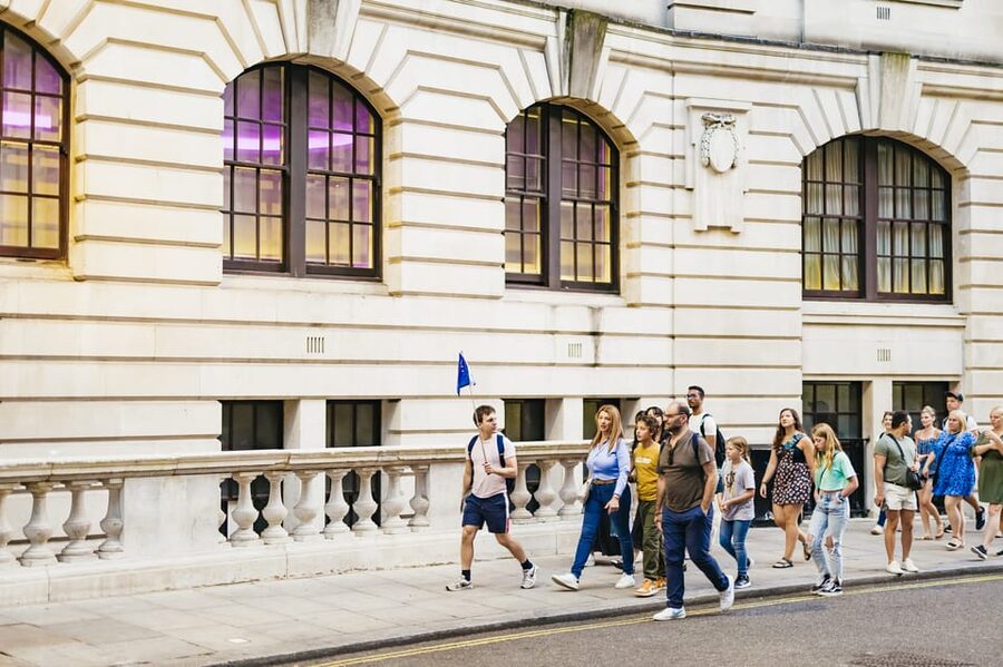 French Language: Original Harry Potter Walking Tour - What $20 gets you