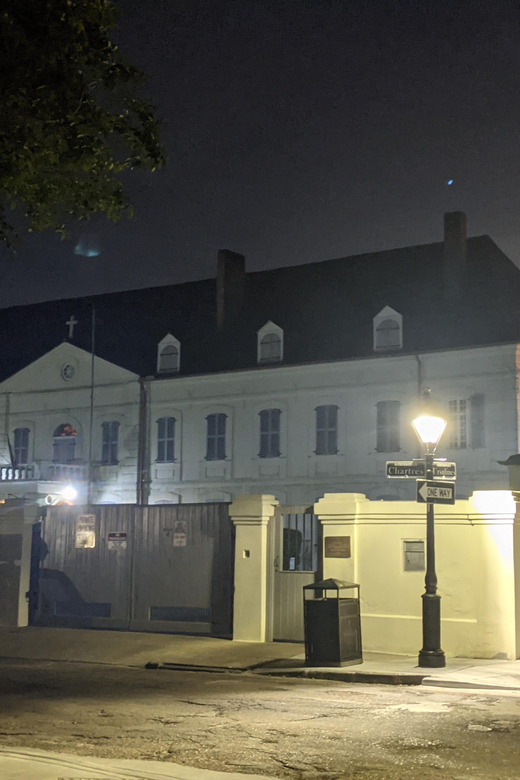 French Quarter: Haunted Hollywood Ghost Tour in New Orleans - Why this tour works for movie fans and ghost-story hunters