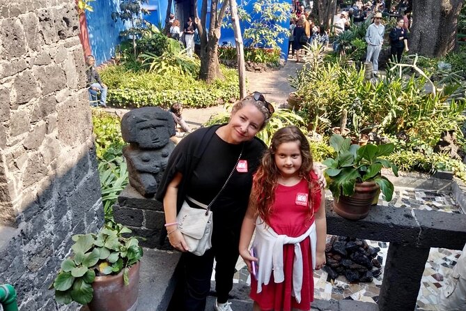 Frida Kahlo Museum and Diego Rivera Studio Tour with Admission Tickets - Meeting Point and Getting Around