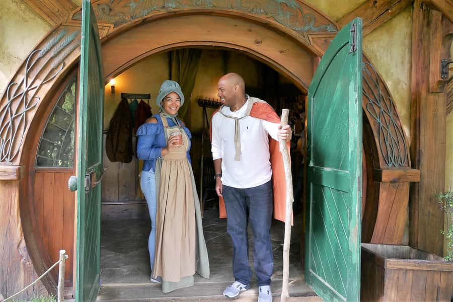 From Auckland: Hobbiton & Waitomo Caves Full-Day Trip - How good is the $269 value?