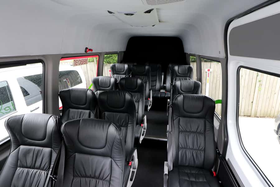 From Auckland or Rotorua: Hobbiton & Waitomo Tour with Lunch - The Green Dragon and Hobbiton buffet lunch